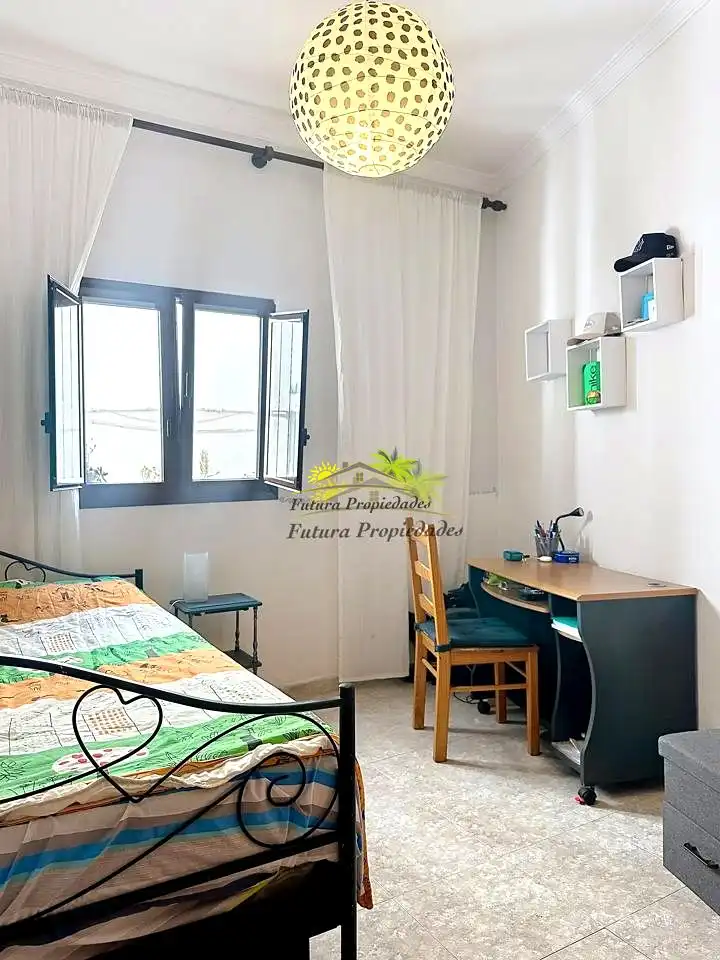 Planta baja en venta en Centro - La Vega Alta