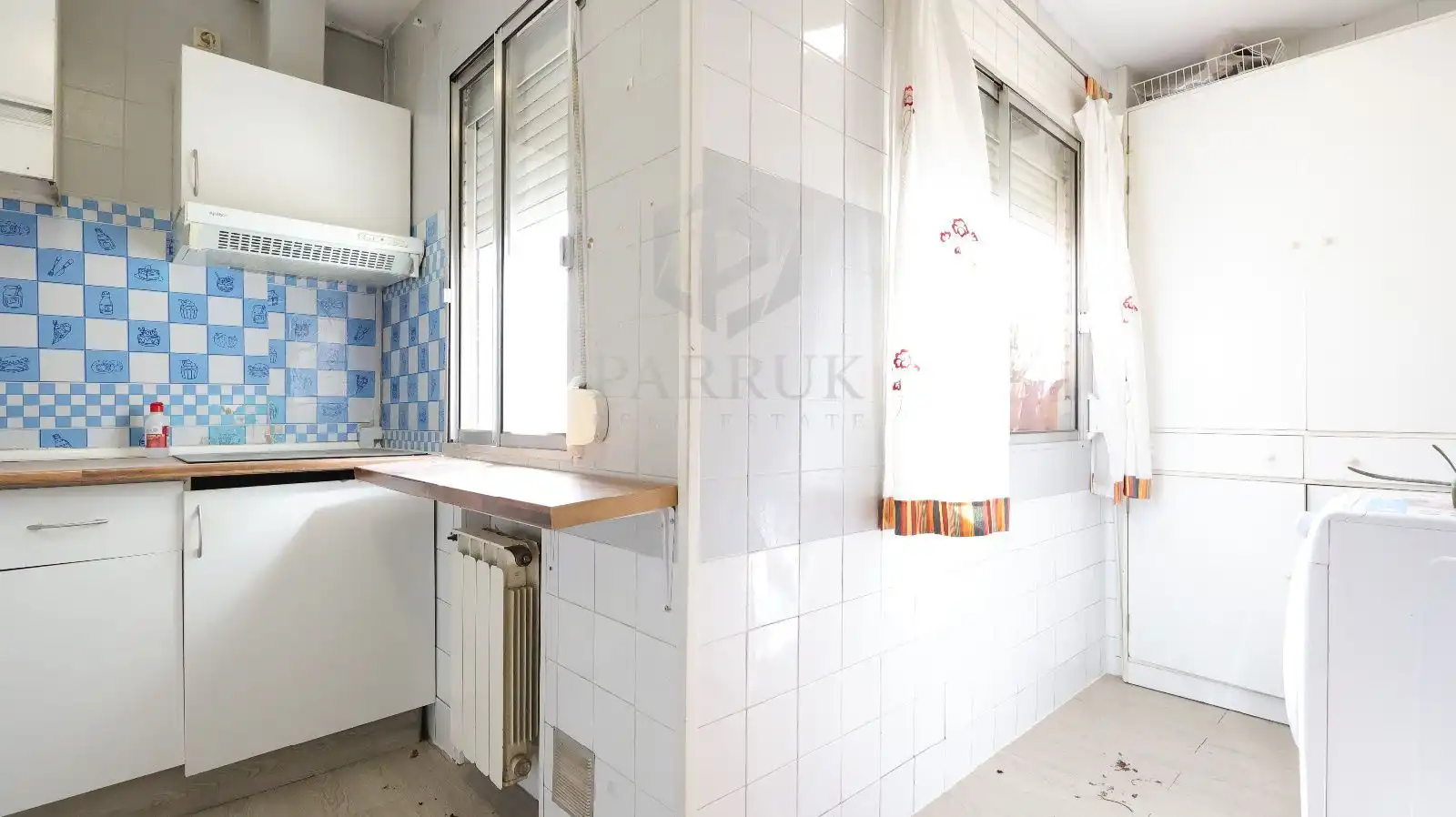 Kitchen of Attic for sale in Alcorcón  with Terrace, Swimming Pool and Community pool