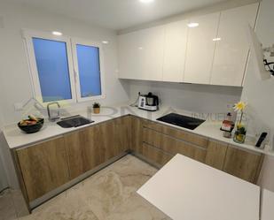 Kitchen of Flat to rent in Elda