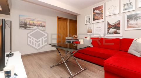 Foto 2 de Pis de lloguer a C. de Cuart de Poblet, Lucero, Madrid