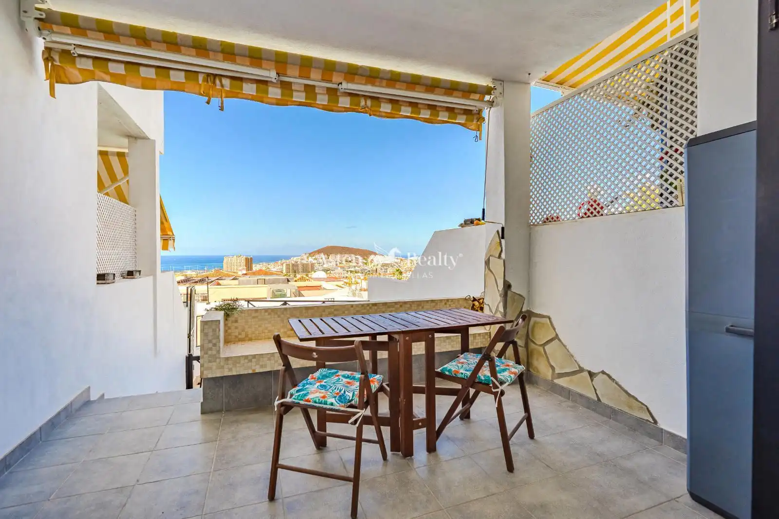 Apartment with pool for sale in Los Ángeles