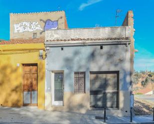 Exterior view of Single-family semi-detached for sale in Sabadell