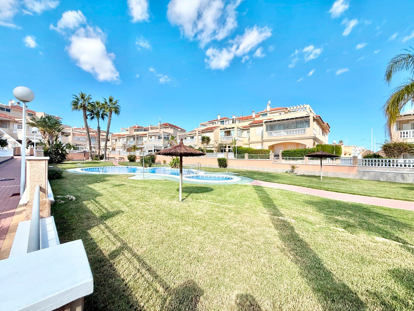 Jardín de Casa o chalet en venta en Orihuela con Aire acondicionado, Terraza y Trastero