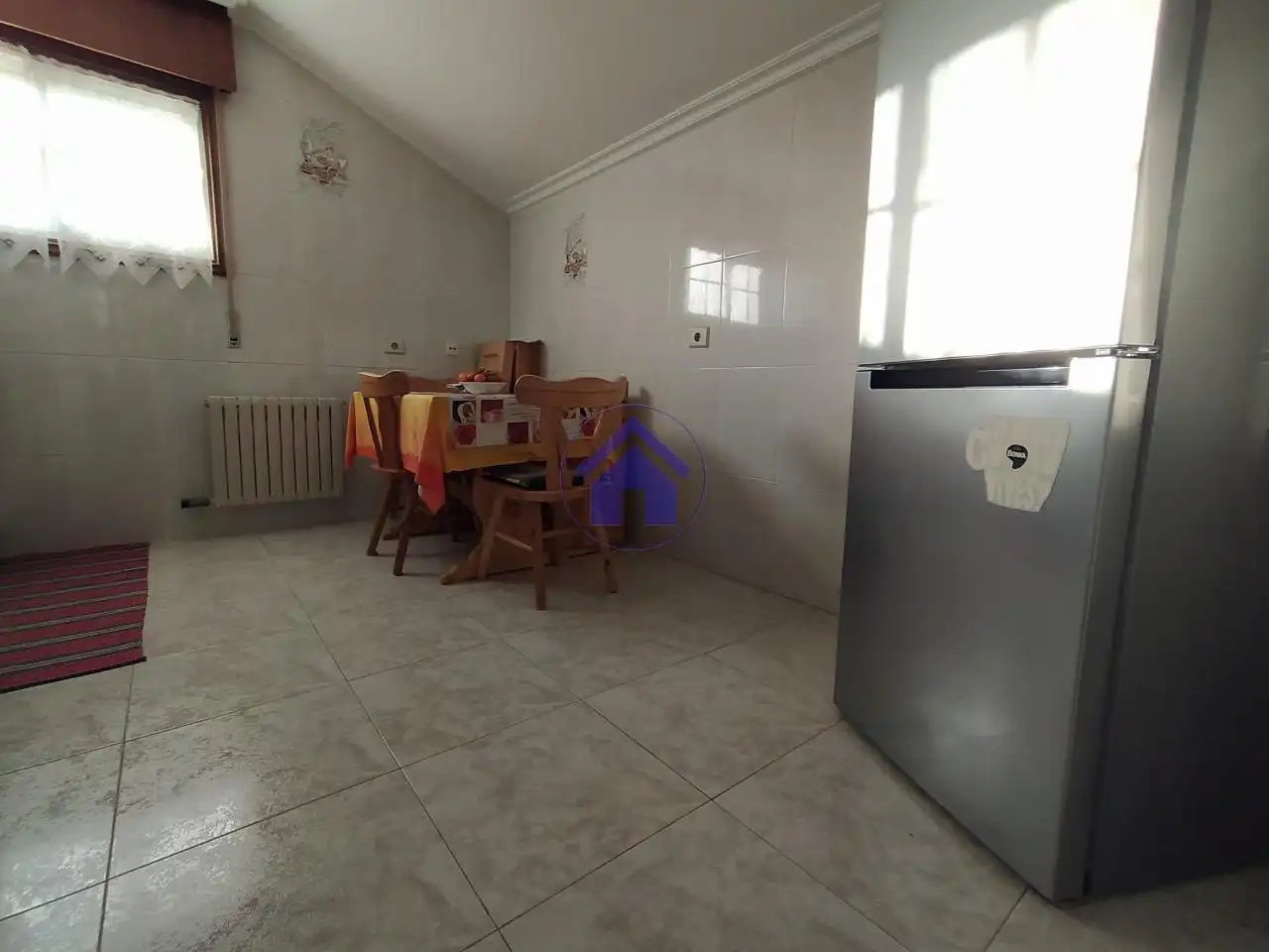 Cuina de Àtic en venda en Vigo  amb Calefacció, Parquet i Terrassa