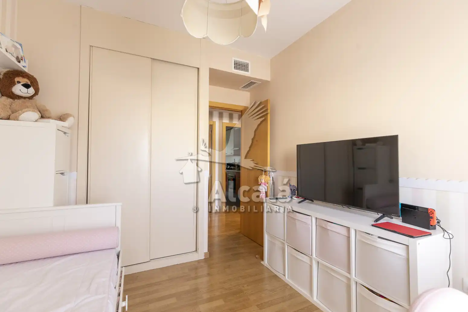 Schlafzimmer von Wohnung zum Verkauf in Alcalá de Henares mit Klimaanlage, Heizung und Privatgarten