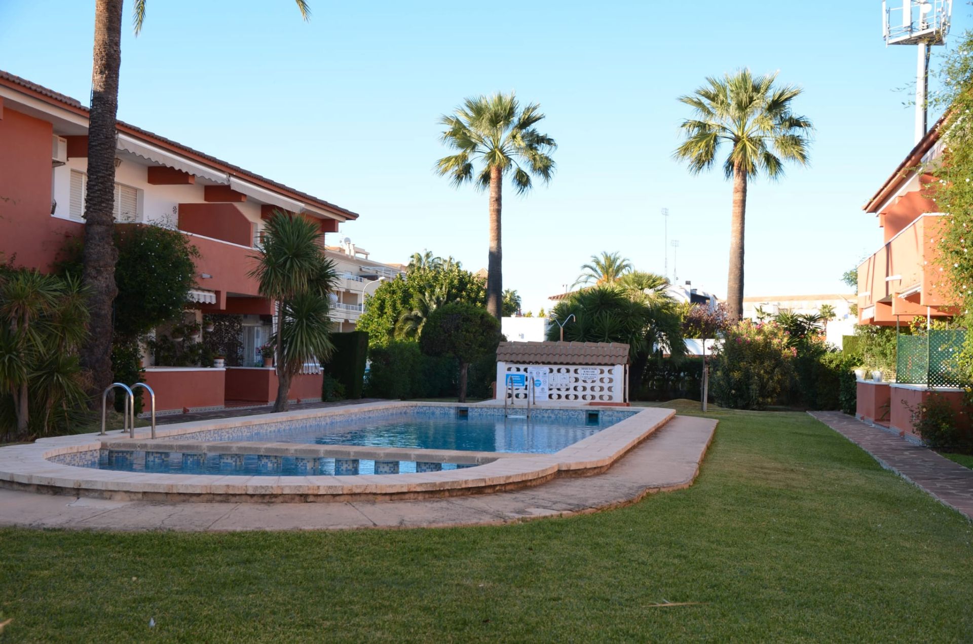 Swimming pool of Apartment for sale in Dénia  with Air Conditioner, Heating and Terrace
