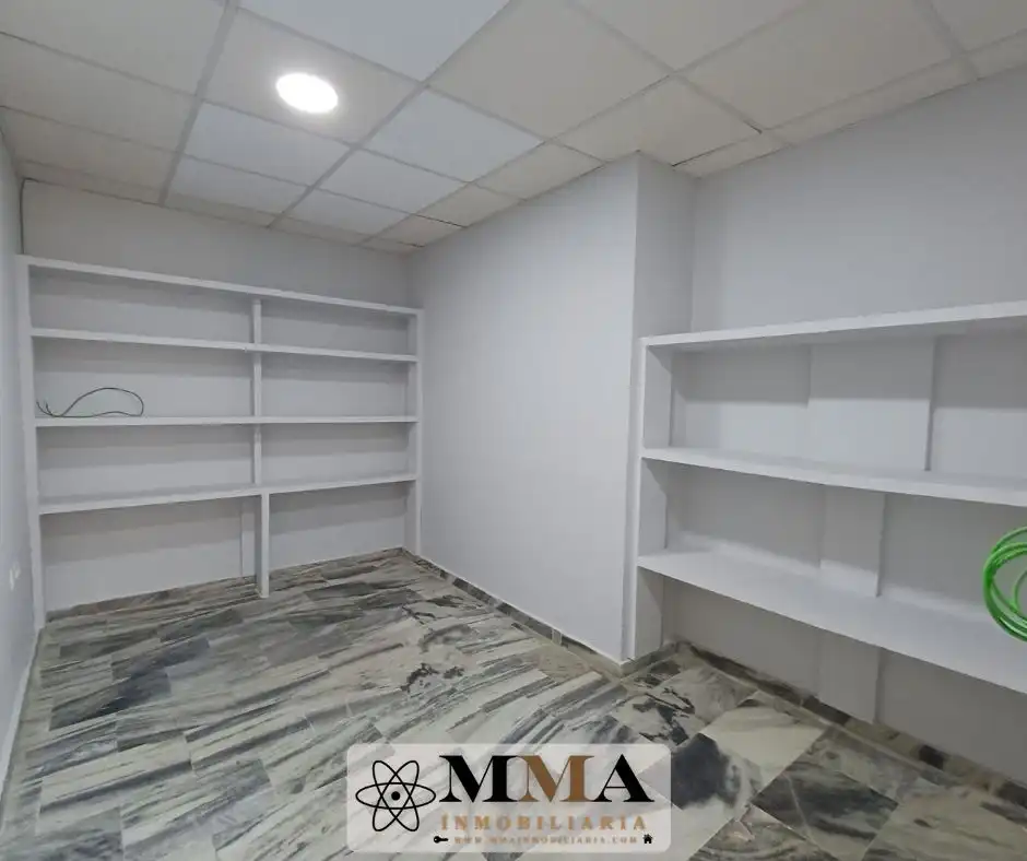 Business premises for sale in Paseo de las Palmeras 27, imagen 3