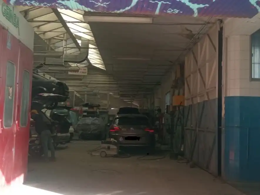 Parking de Local en venta en Madrid