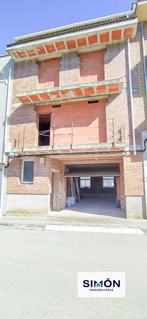 Vista exterior de Casa adosada en venda en Balsareny