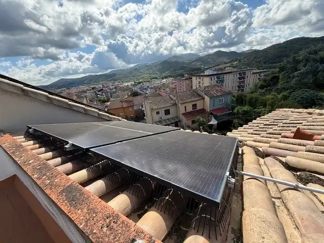 Vista exterior de Casa o chalet en venta en Sant Celoni con Aire acondicionado, Calefacción y Jardín privado