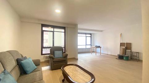 Foto 3 de Piso en venta en La Paz, Ensanche, Vitoria - Gasteiz