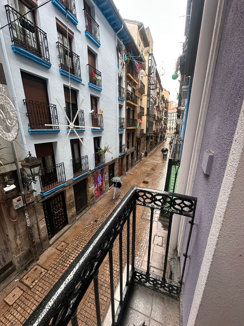 Flat for sale in Barrenkale, 13, Casco Viejo, Ibaiondo