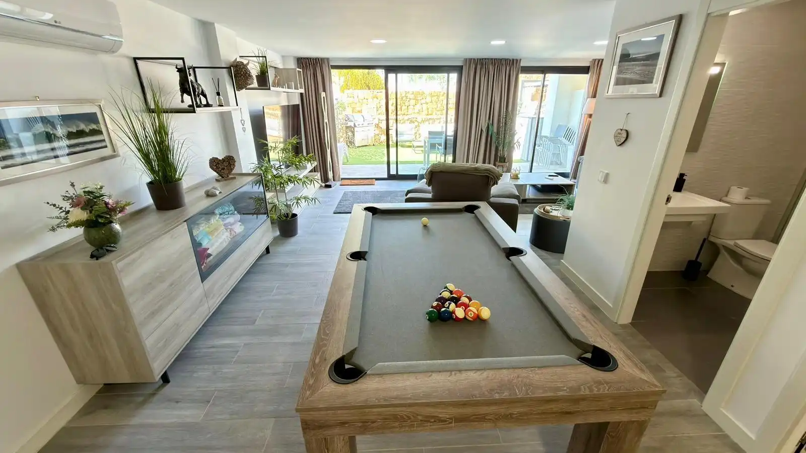 Wohnzimmer von Maisonette zum Verkauf in Finestrat mit Klimaanlage, Heizung und Privatgarten