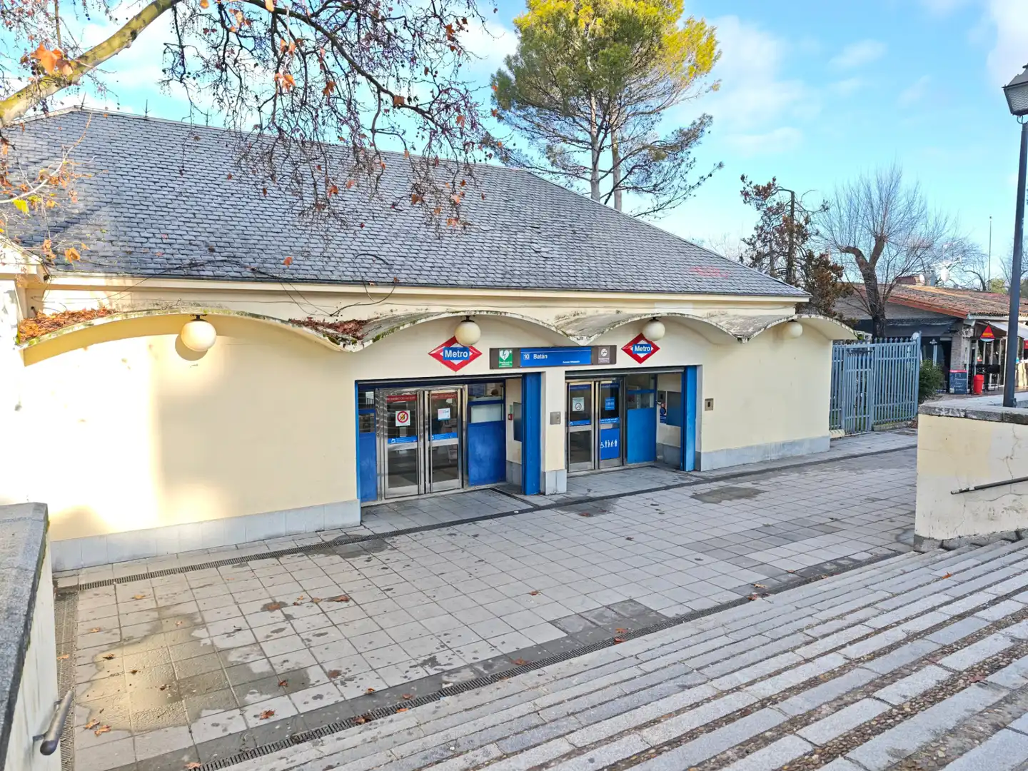 Vista exterior de Piso en venta en Madrid con Calefacción y Amueblado