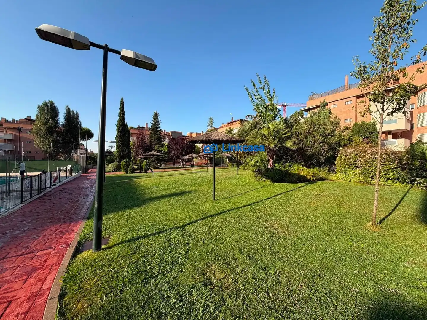 Jardí de Pis en venda en Pozuelo de Alarcón amb Aire condicionat, Calefacció i Jardí privat