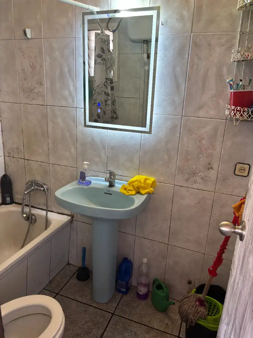 Badezimmer von Wohnung zum Verkauf in Badalona mit Ofen