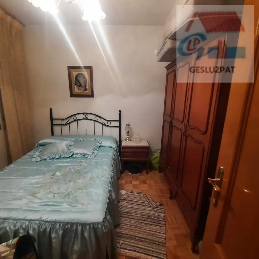 Bedroom of Apartments for sale in Lillo  with Heating and Furnished