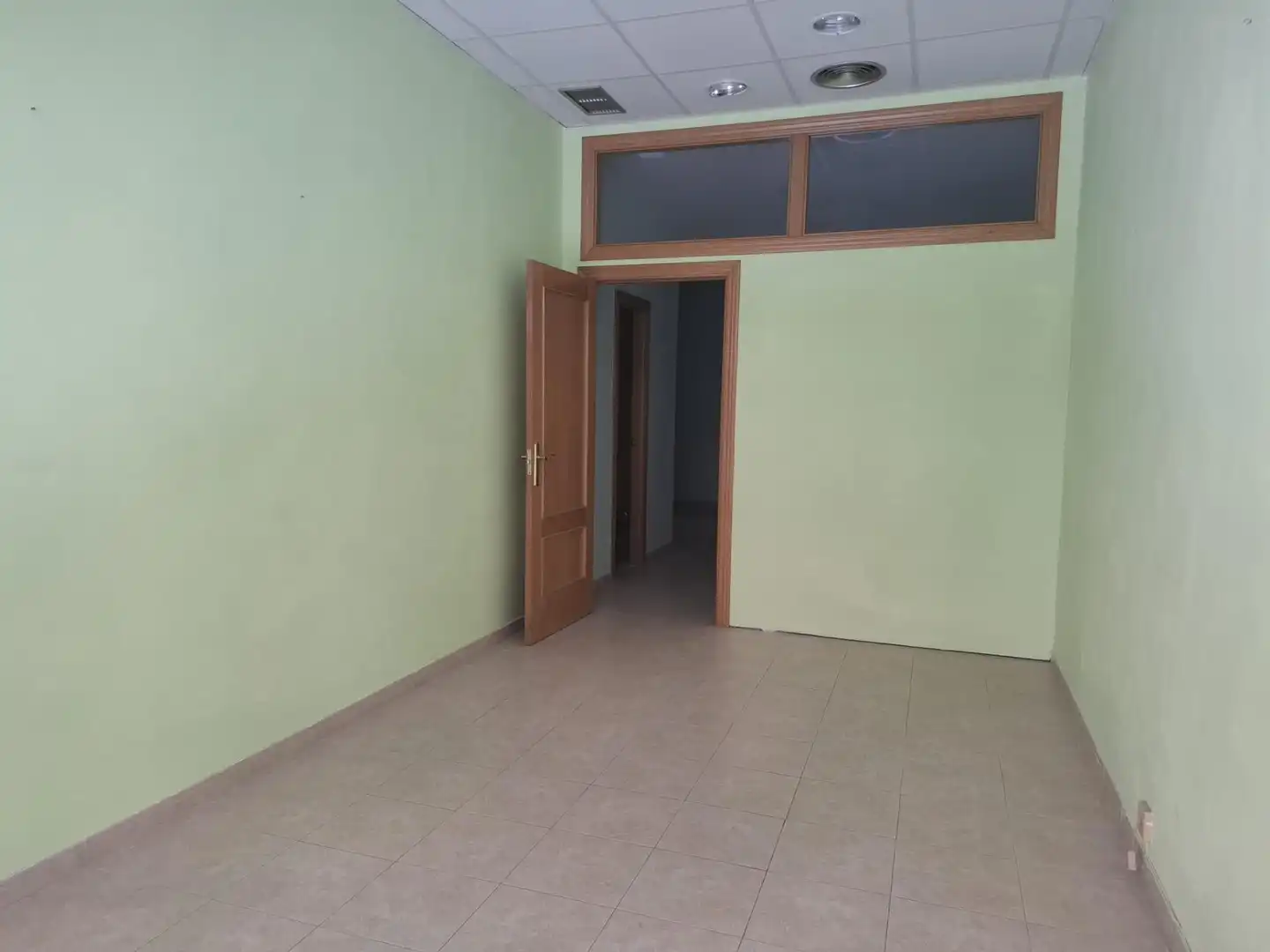 Oficina en venda en Huesca