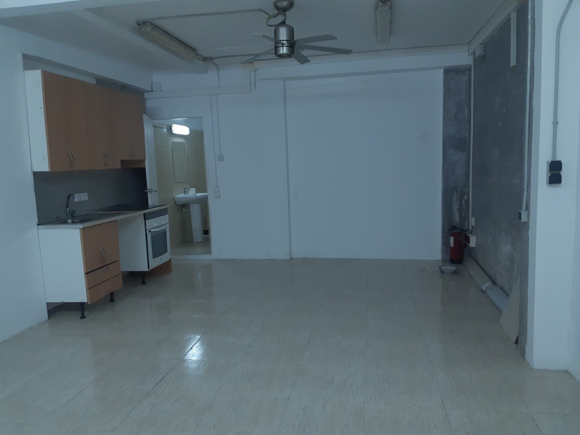 Premises for sale in  Barcelona Capital