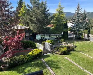 Jardí de Casa o xalet en venda en El Espinar amb Terrassa