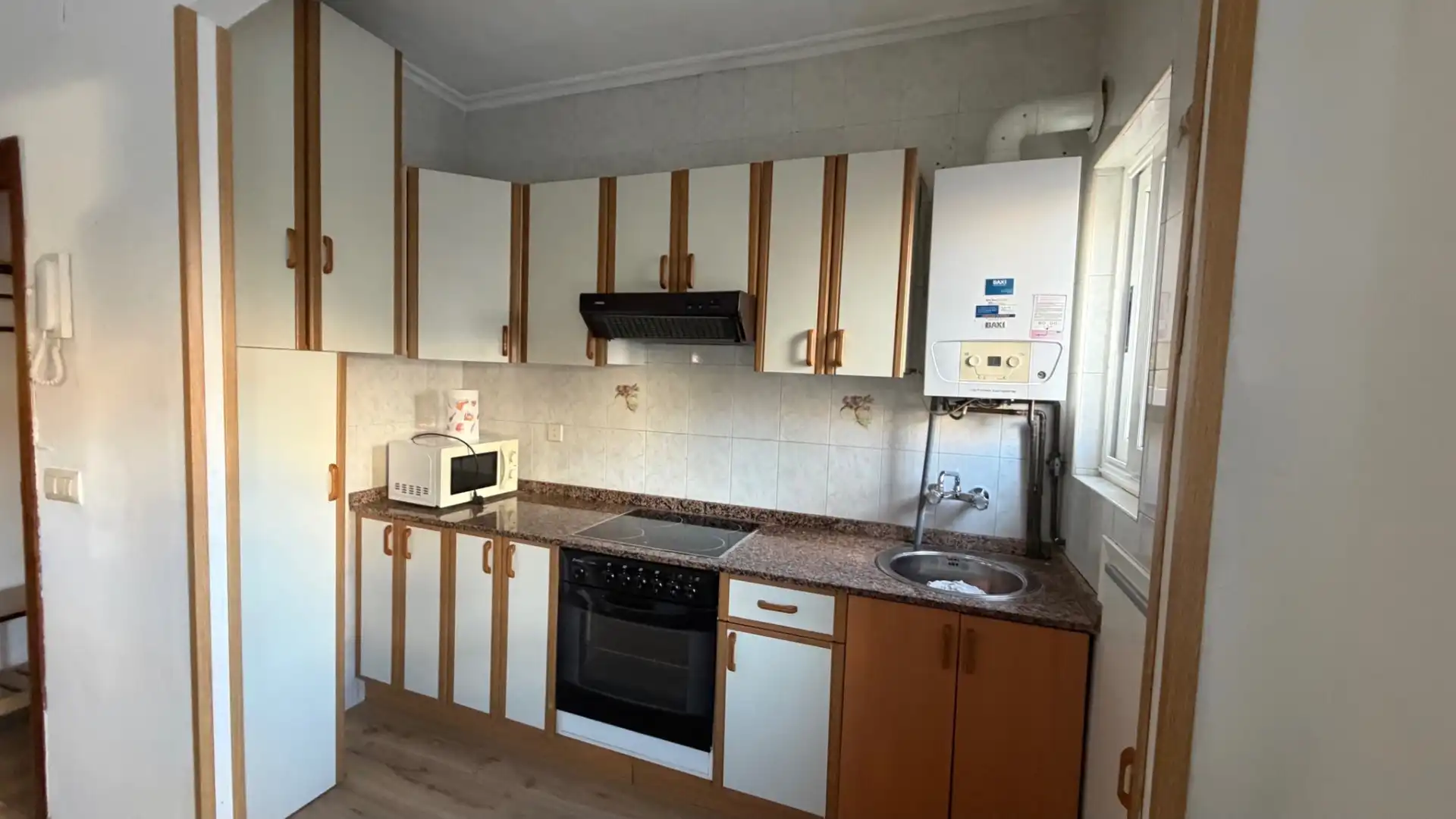 Ground floor to rent in Calle Fontaneros, imagen 3