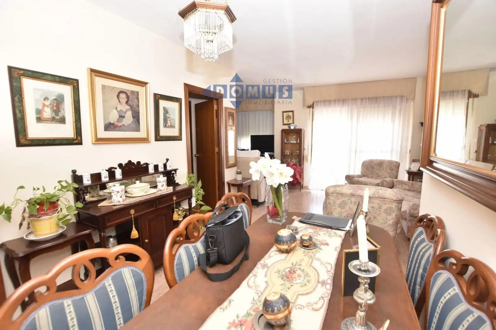 Living room of Flat for sale in Ronda  with Air Conditioner, Heating and Terrace
