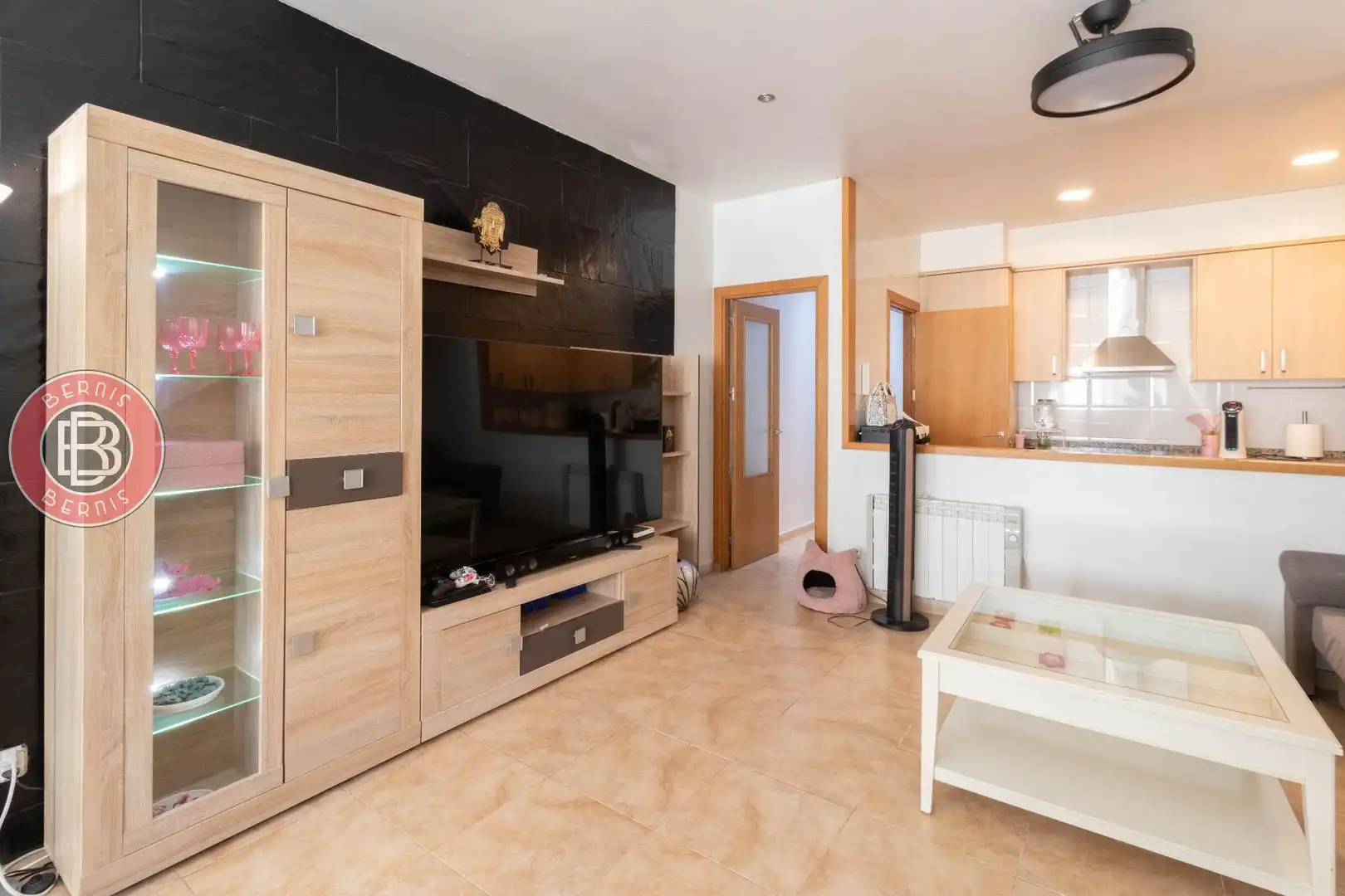 Sala d'estar de Pis en venda en Sant Llorenç d'Hortons amb Calefacció i Terrassa