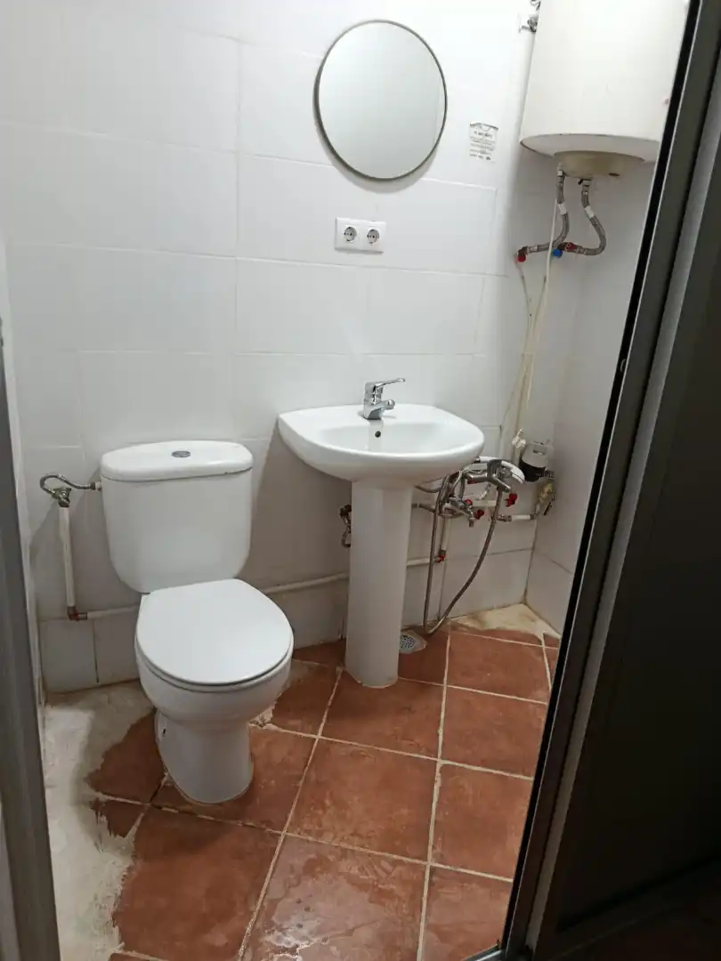 Badezimmer von Geschaftsraum zur Miete in Valencia