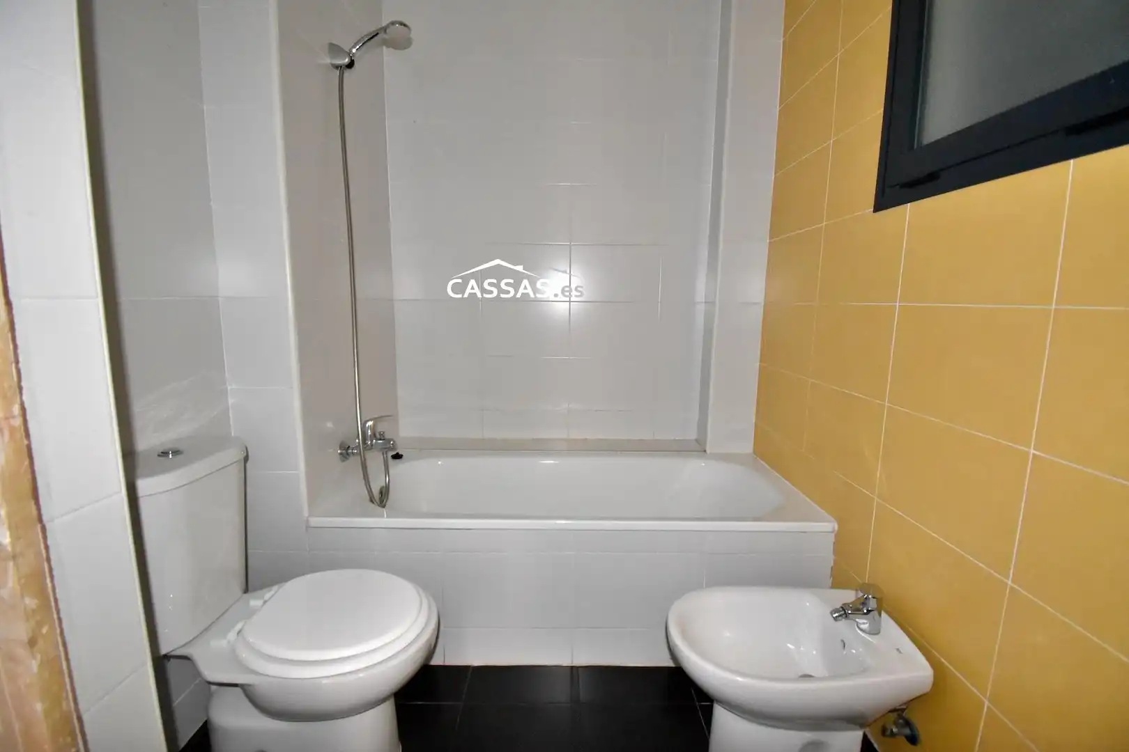 Planta baja en venta en Calle ROSALIA de castro , Soto del Henares
