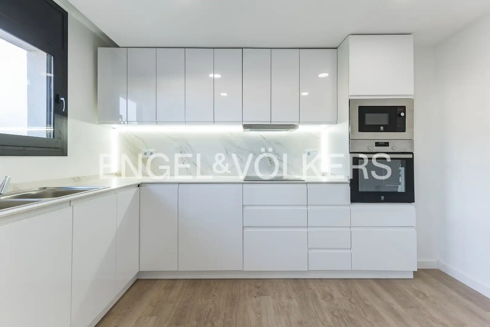 Cocina de Casa o chalet en venta en Calafell con Aire acondicionado, Calefacción y Jardín privado