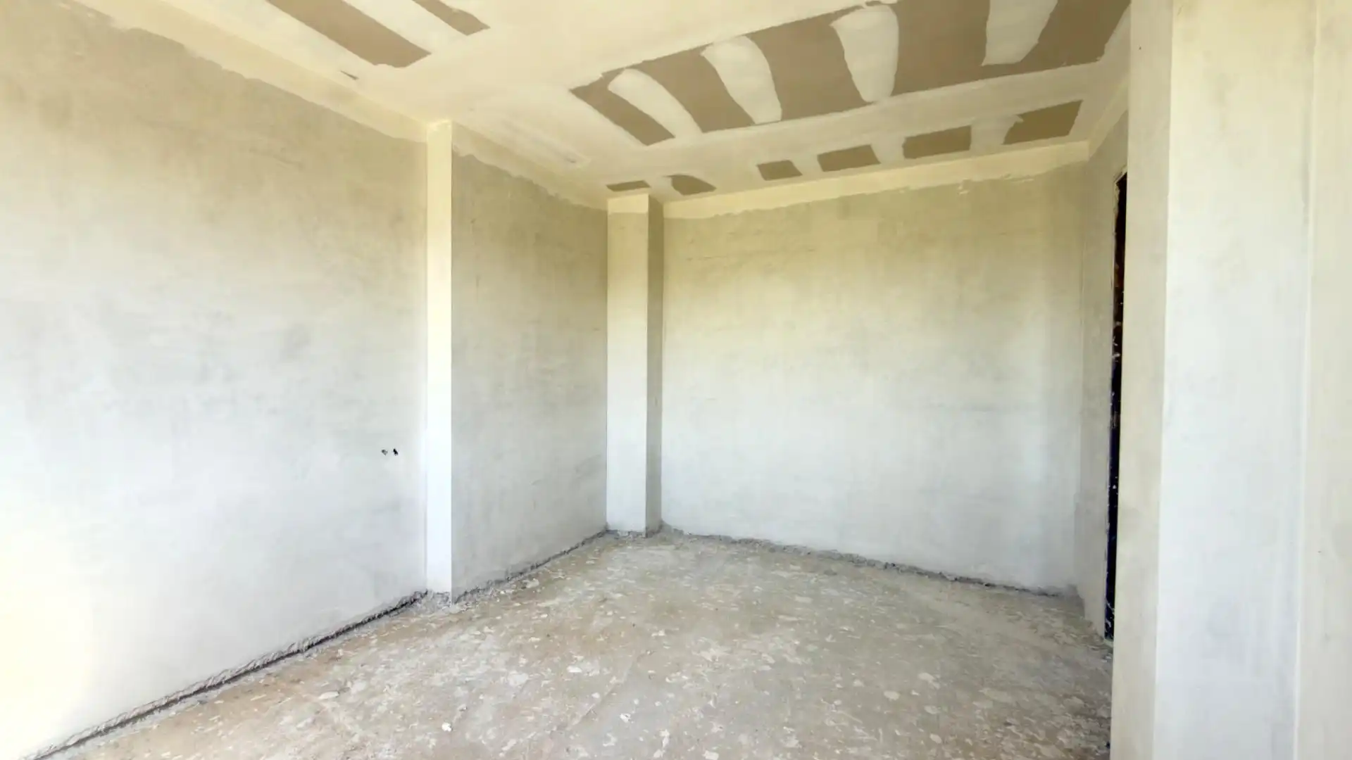 Casa adosada en venta en A Merca   con Calefacción, Jardín privado y Terraza