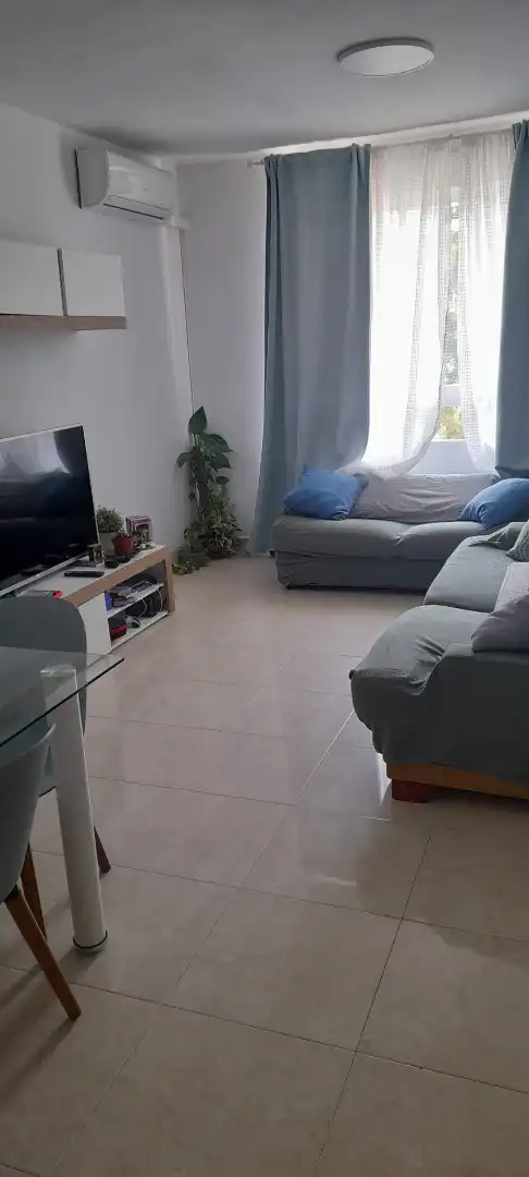 Sala d'estar de Pis de lloguer en Murcia amb Aire condicionat, Moblat i Forn