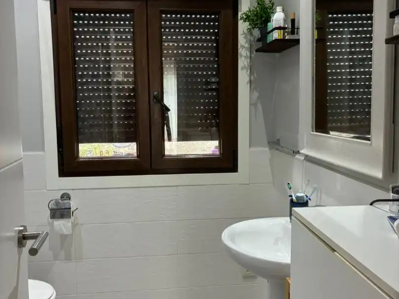 Baño de Casa o chalet de alquiler en Nigrán con Calefacción, Jardín privado y Amueblado