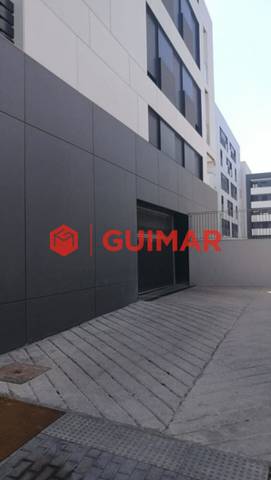 Garaje en Venta en Sant Just Desvern - Calle ROSA DE LUXEMBURGO en La Mallola