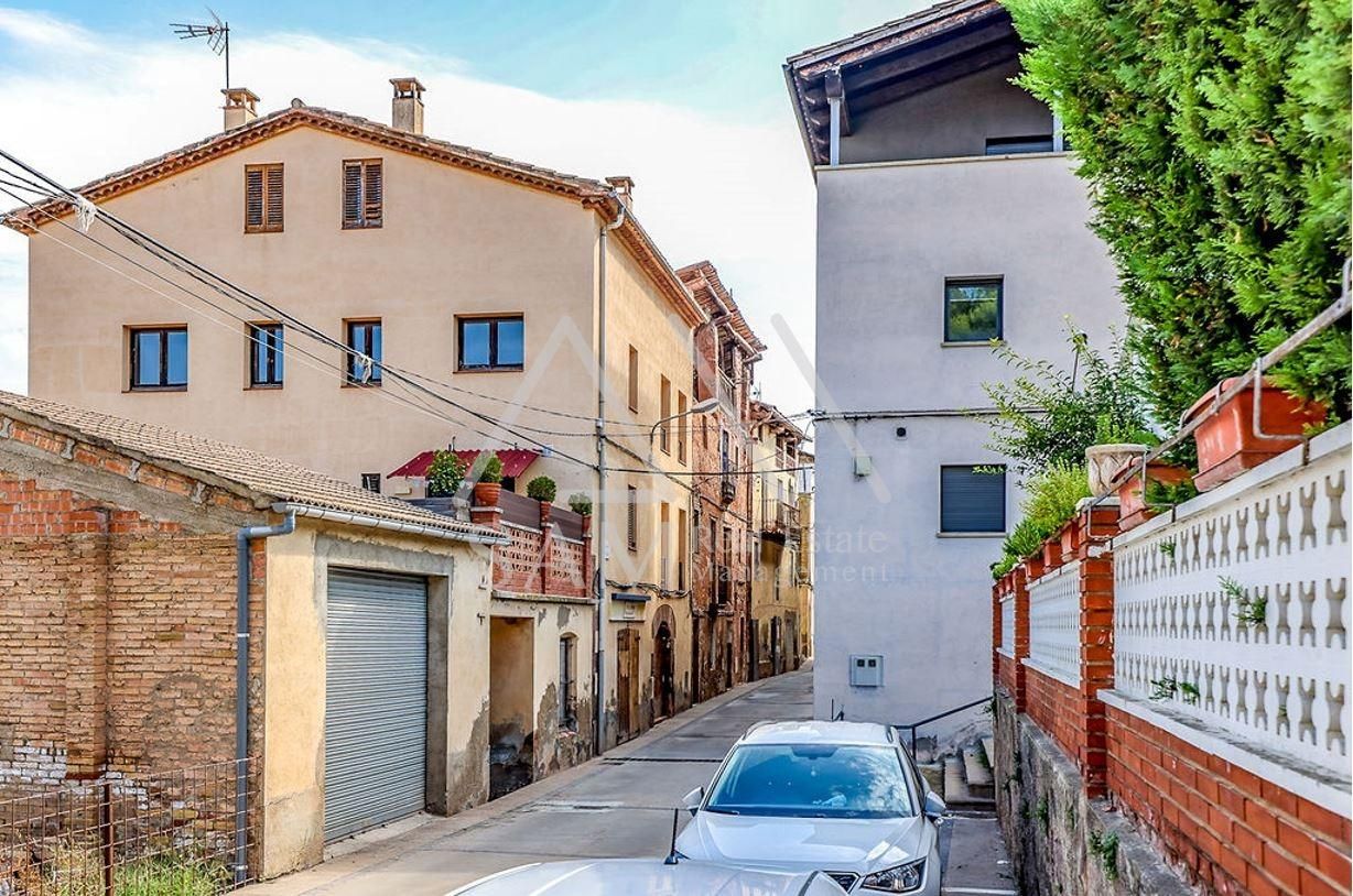 Exterior view of House or chalet for sale in Cardona