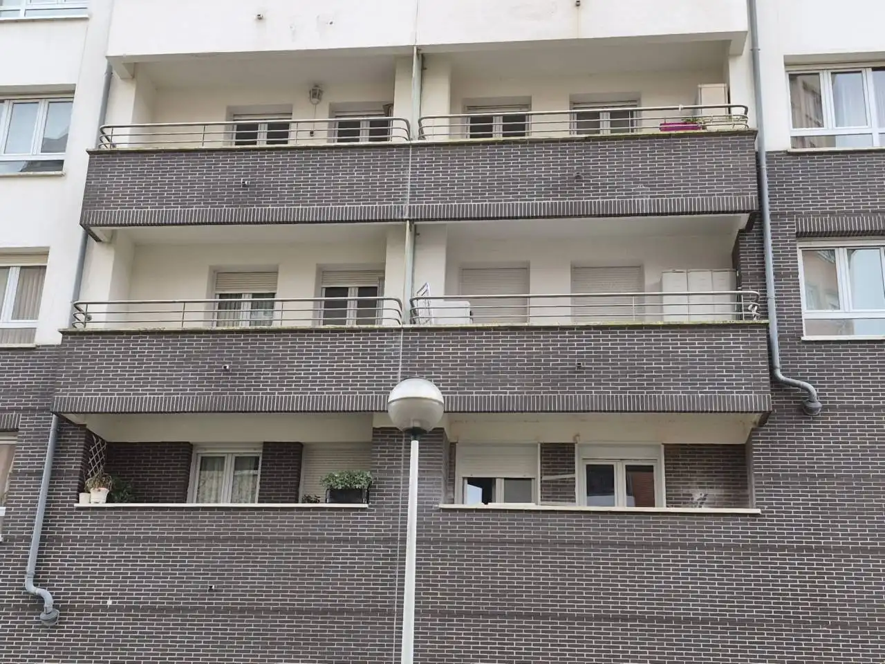 Local comercial en venda a Calle Gernika Lorategia 17