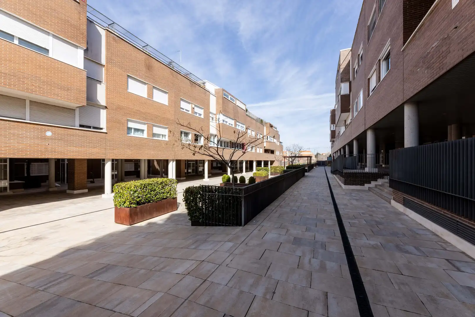 Vista exterior de Àtic en venda en Las Rozas de Madrid amb Aire condicionat, Calefacció i Terrassa