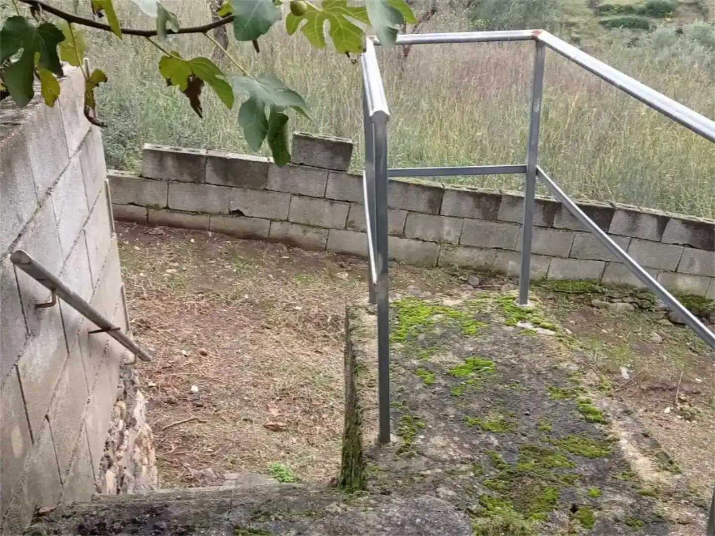 Casa adosada en venda en Petín amb Moblat