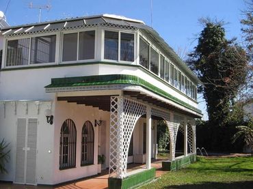 Chalet con balcón en alquiler en San Pablo - Santa Justa