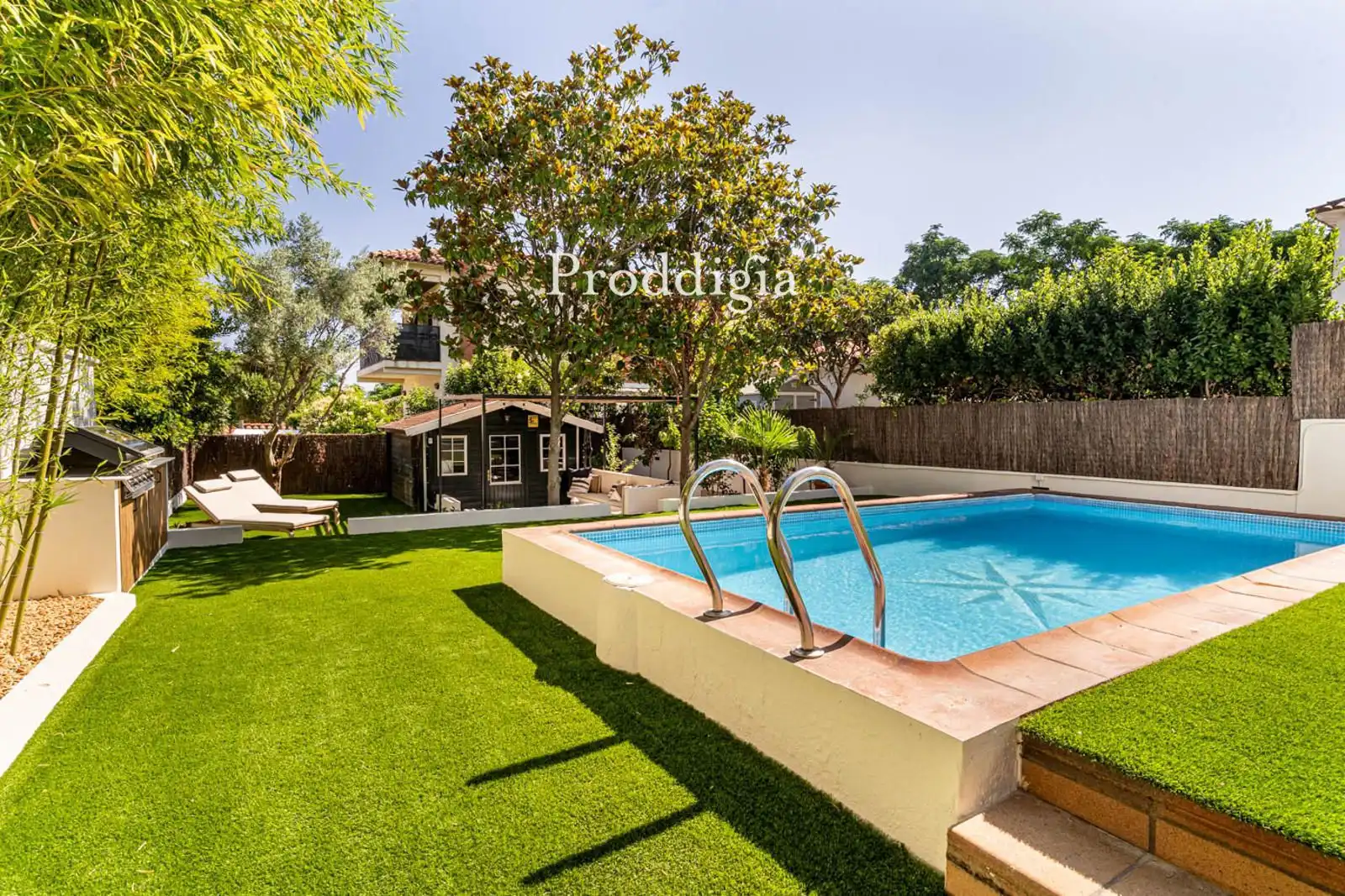 Jardí de Casa o xalet de lloguer en Sant Cugat del Vallès amb Aire condicionat, Piscina i Alarma