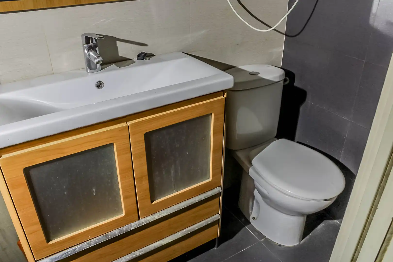 Bathroom of Commercial properties for sale in Laudio / Llodio