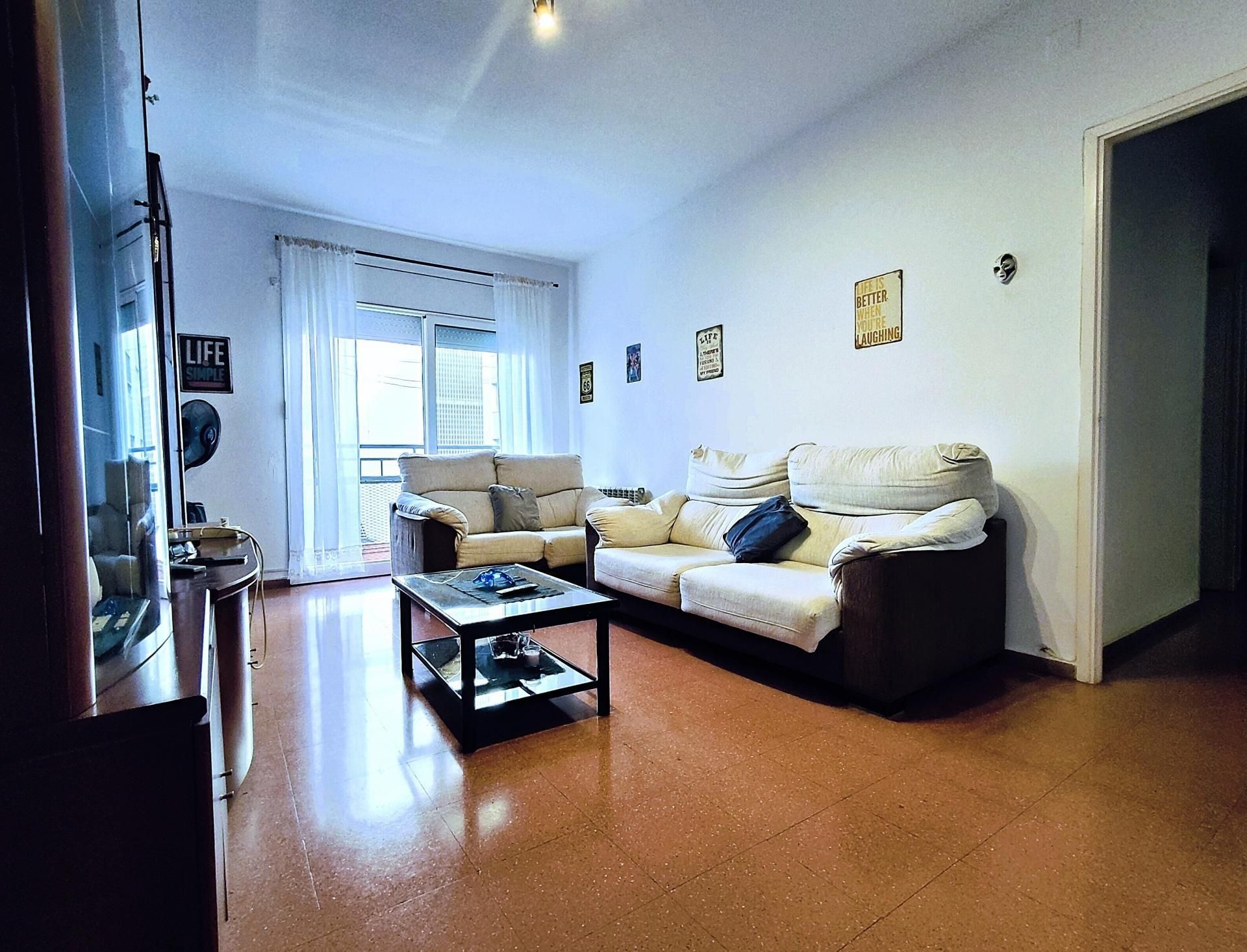 Piso en venta en Carrer OM, El Raval, Ciutat Vella