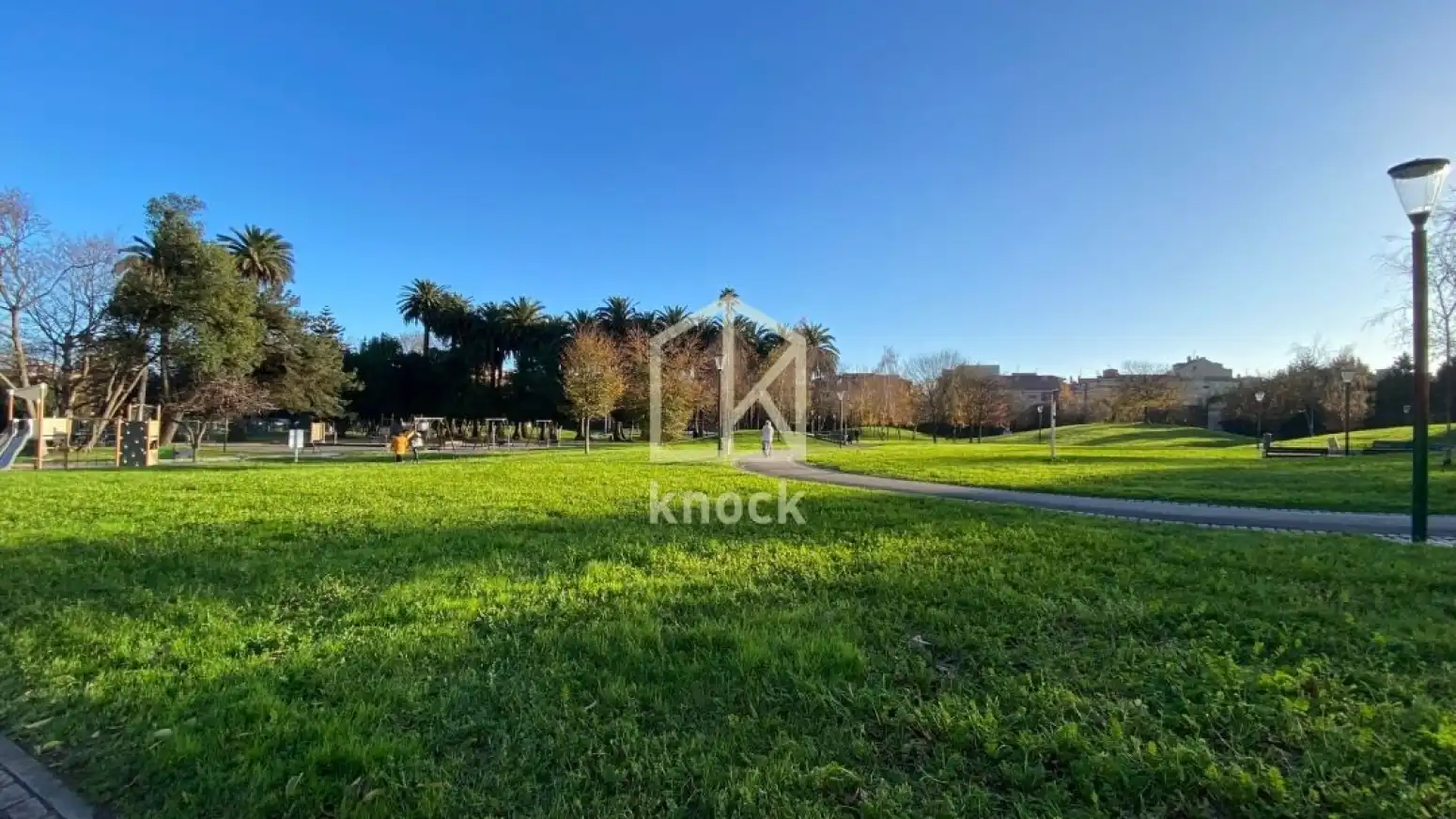 Flat for rent in Gijón - Calle Concejo de Villayón, Jove