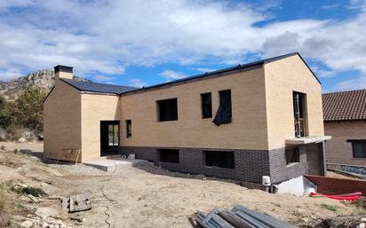 Vista exterior de Casa o xalet en venda en El Boalo - Cerceda – Mataelpino amb Terrassa