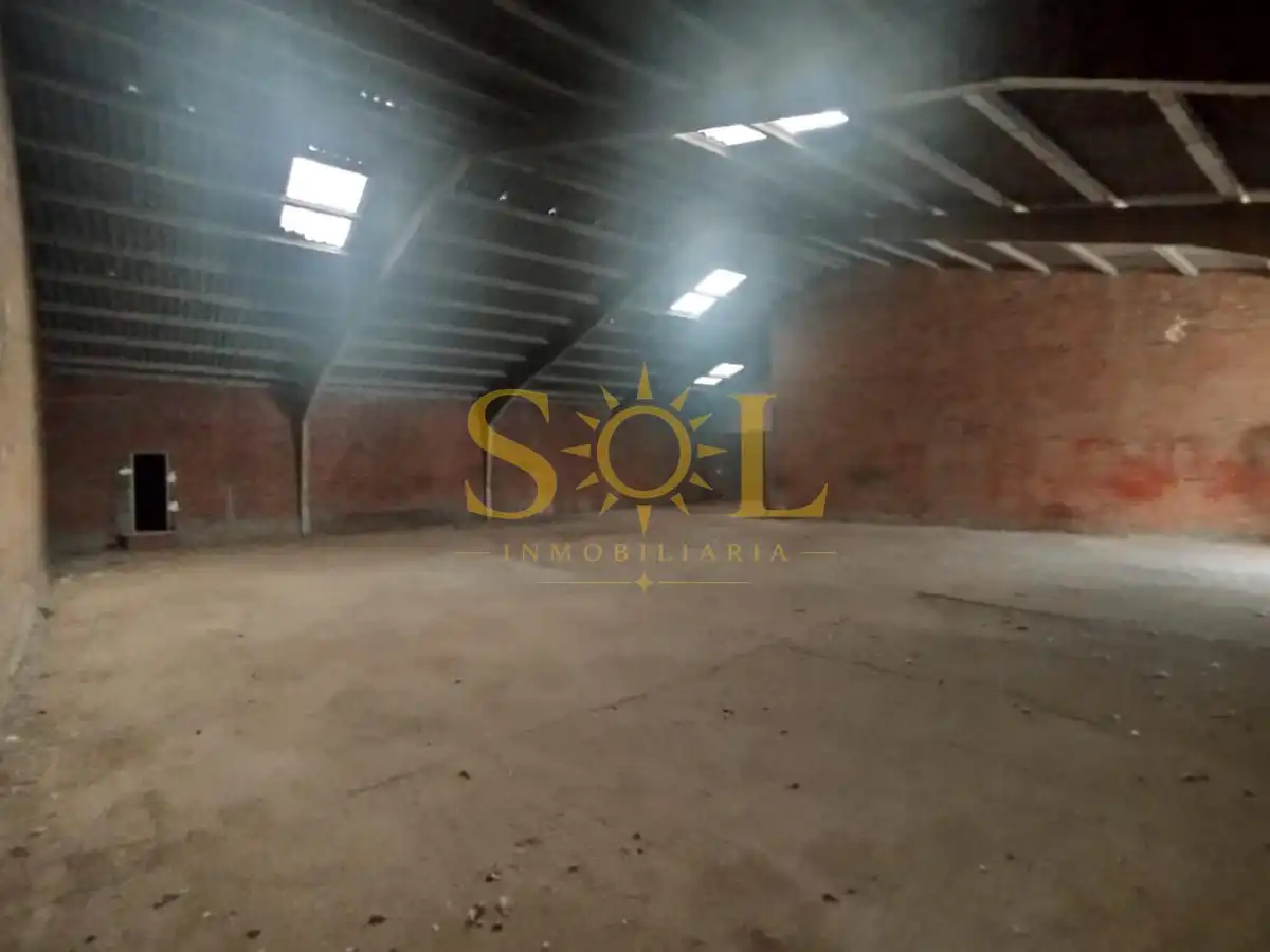Nau industrial en venda en Zotes del Páramo