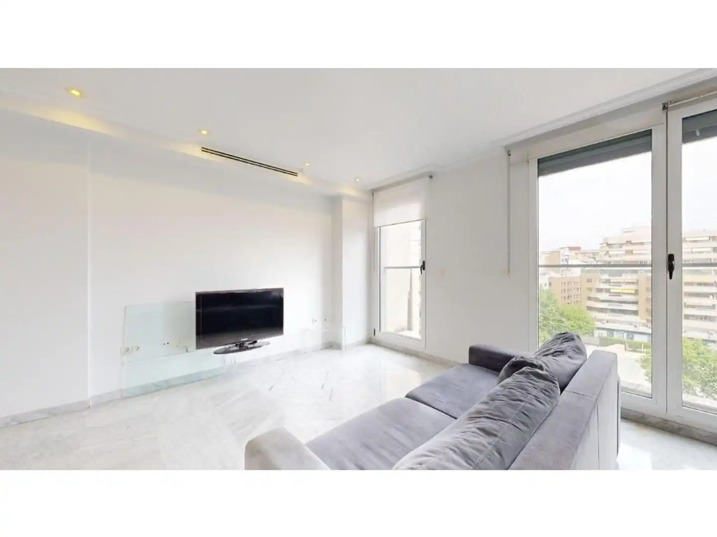 Dúplex con terraza en venta en Extramurs, imagen 4
