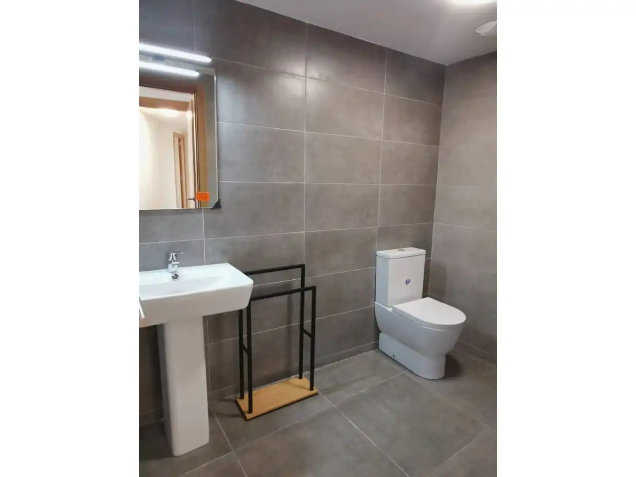 Badezimmer von Wohnung zur Miete in Rascanya