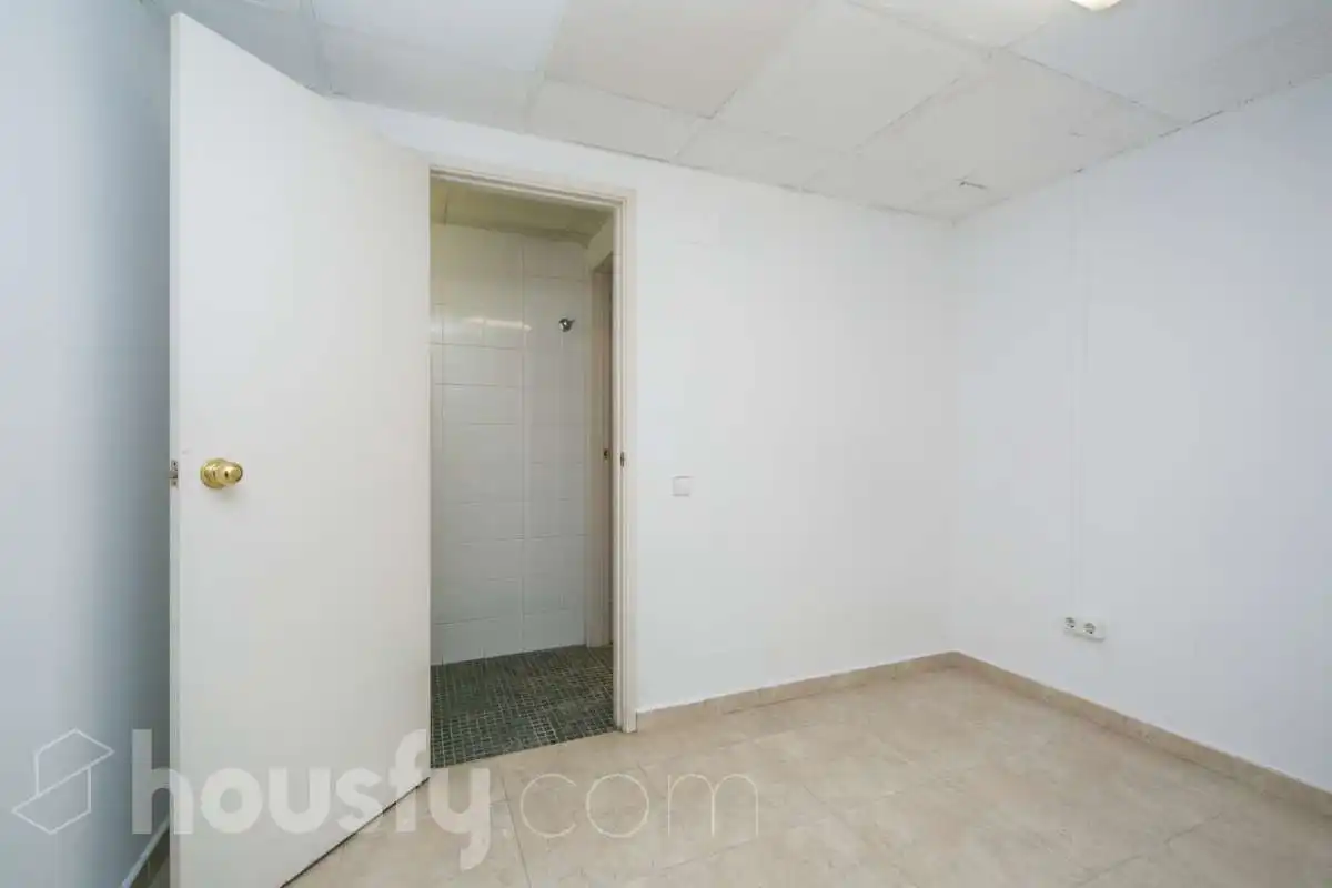 Commercial properties for sale in Passeig, Poble - Casc Antic