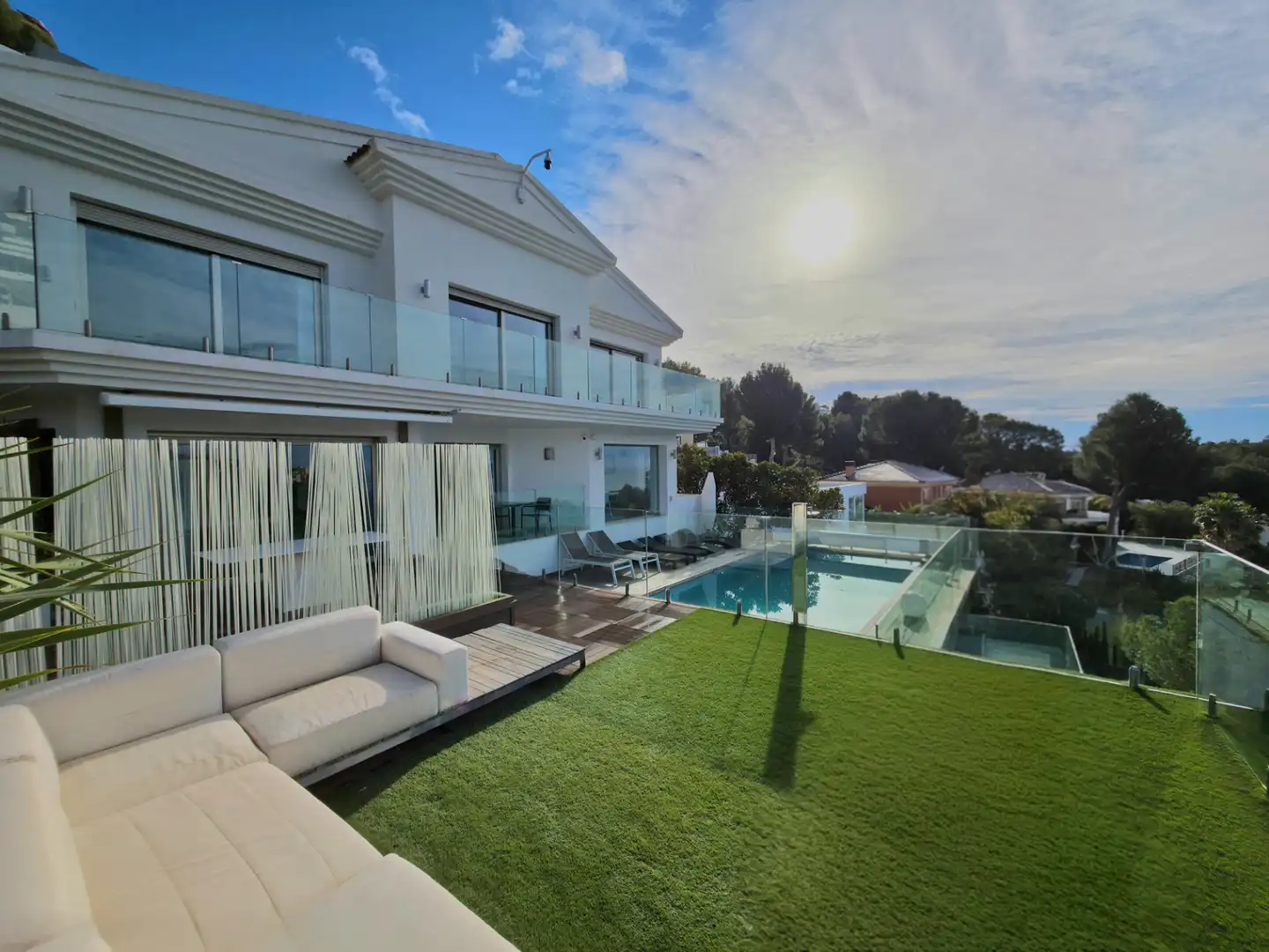 Chalet con terraza en venta en Calle Alemania 733, imagen 3