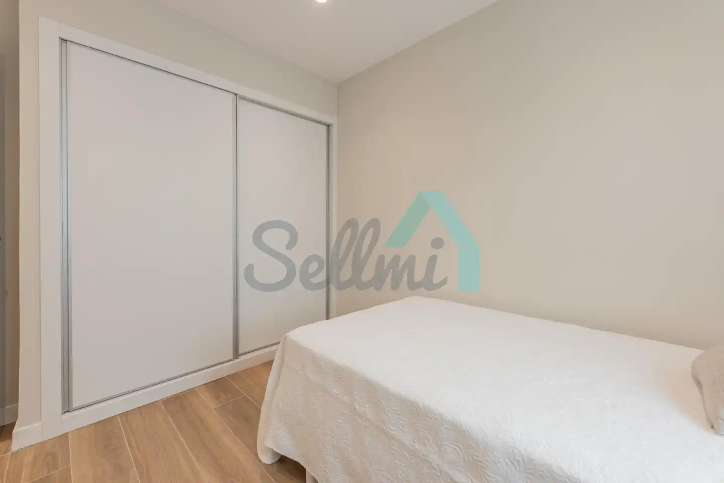 Bedroom of Flat for sale in Oviedo   with Heating and Furnished